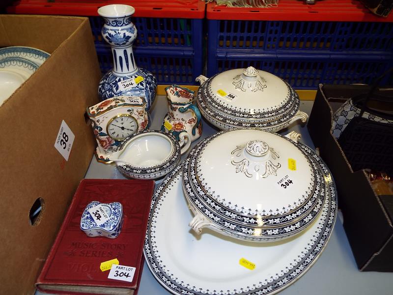 A mixed lot of ceramics to include Delft, Marne tableware, Mason's Ironstone decorated in the Java