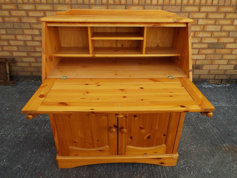 A good modern pine writing bureau with slope front opening to reveal a fitted pigeon-hole interior, - Image 2 of 2
