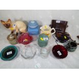 A good mixed lot to include Sylvac figure depicting a Siamese cat # 5107, Victorian crimped glass