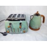 Ex-Display - a Delonghi vintage coloured Icona four slice toaster with matching kettle in sage