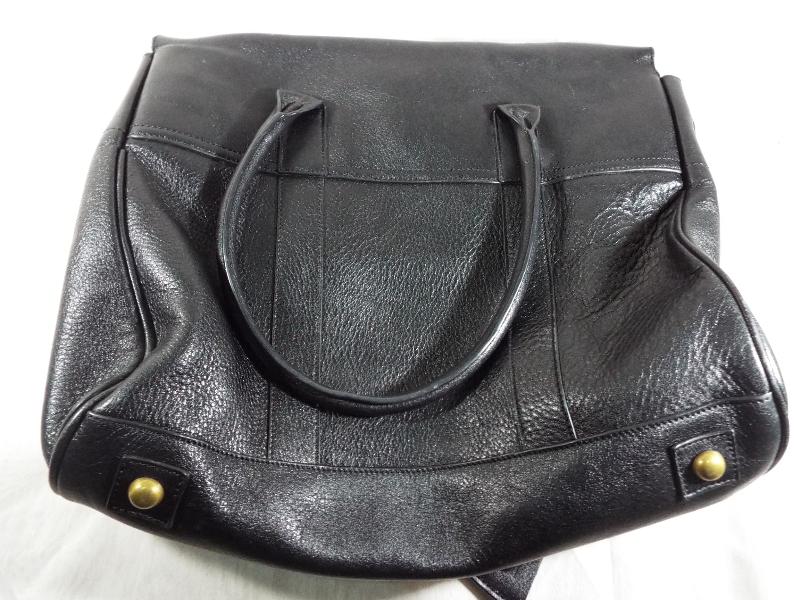 A collection of lady's handbags to include a genuine black leather Mulberry Lady's Day bag, a - Image 3 of 10