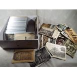 Approx 350 early to modern UK topographic postcards and approx 150 with interest in Italy Est £30 -