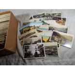 Approx 700 early to mid period Foreign postcards including Hungary, South Africa, Ceylon and others
