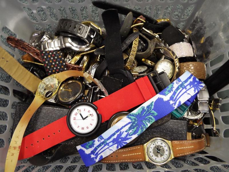 A box containing a mixed collection of gentleman's wristwatches