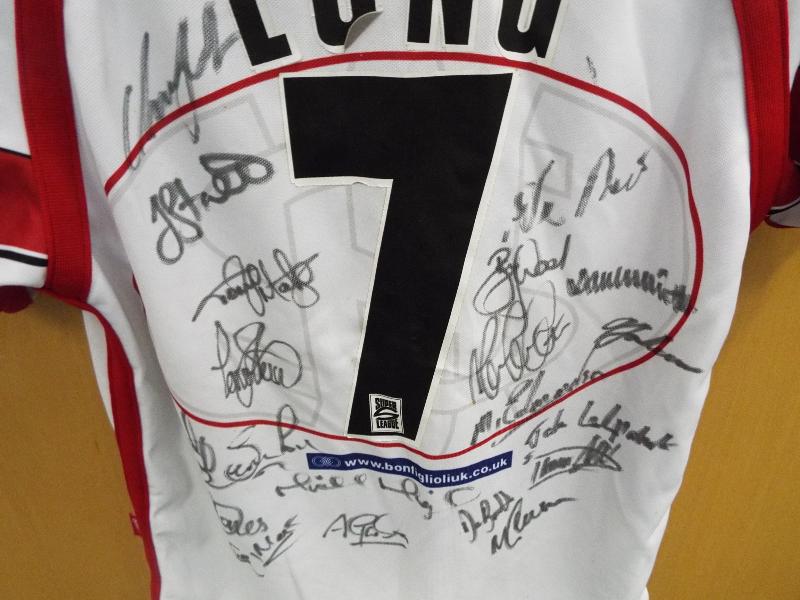 A child's Saint Helens Saints rugby league signed shirt, - Image 2 of 3