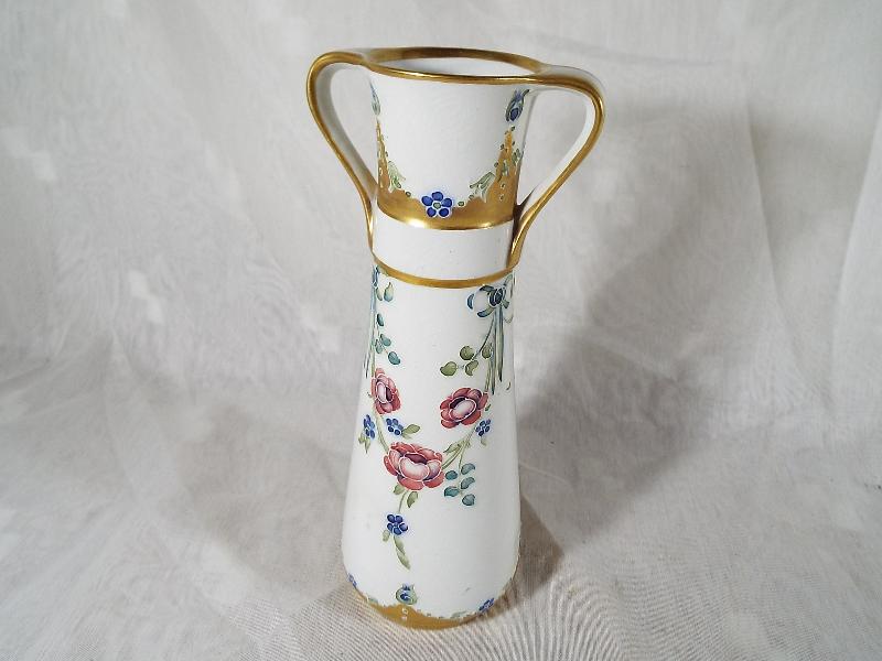 A MacIntyre / Moorcroft Pottery twin-handled tapered vase decorated with roses and garlands on an - Image 2 of 3