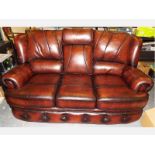 A good quality leather 3- seater sofa 98 cm x 185 cm x 100 cm (see lot 61A for matching recliner)