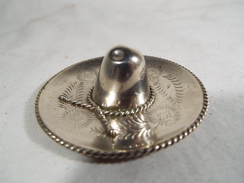 A sterling silver trinket dish in the form of a Mexican sombrero - Est £20 - £40 - Image 3 of 3