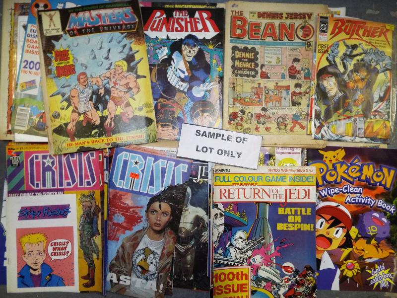 A large collection of comics and annuals to include Marvel, DC Comics,