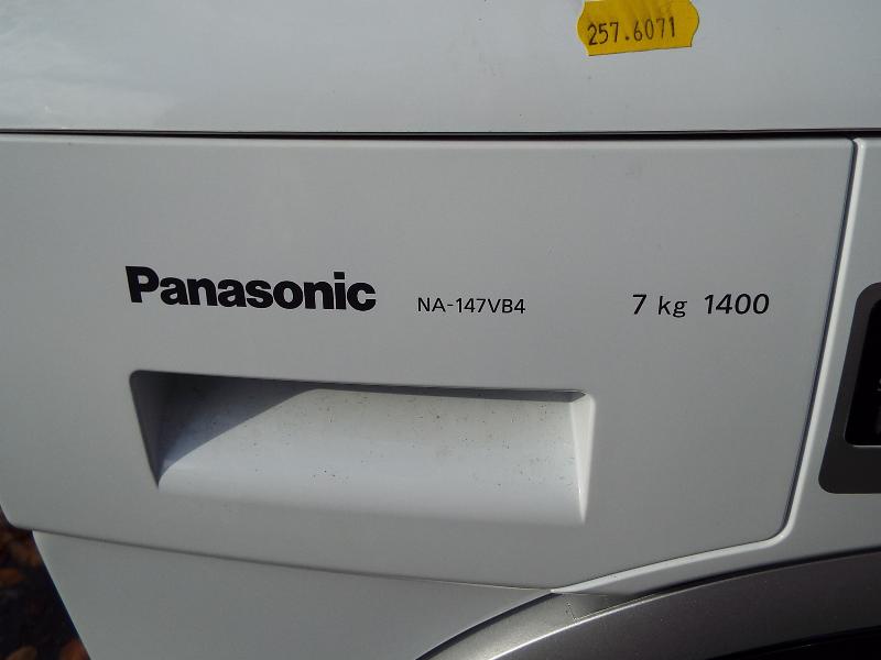 A Panasonic MA-147VB4 washing machine purchased Autumn 2015, nominal use, - Image 3 of 4