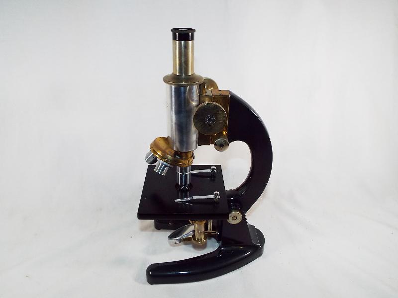 A good quality Prior microscope No. 2767 - Image 4 of 4