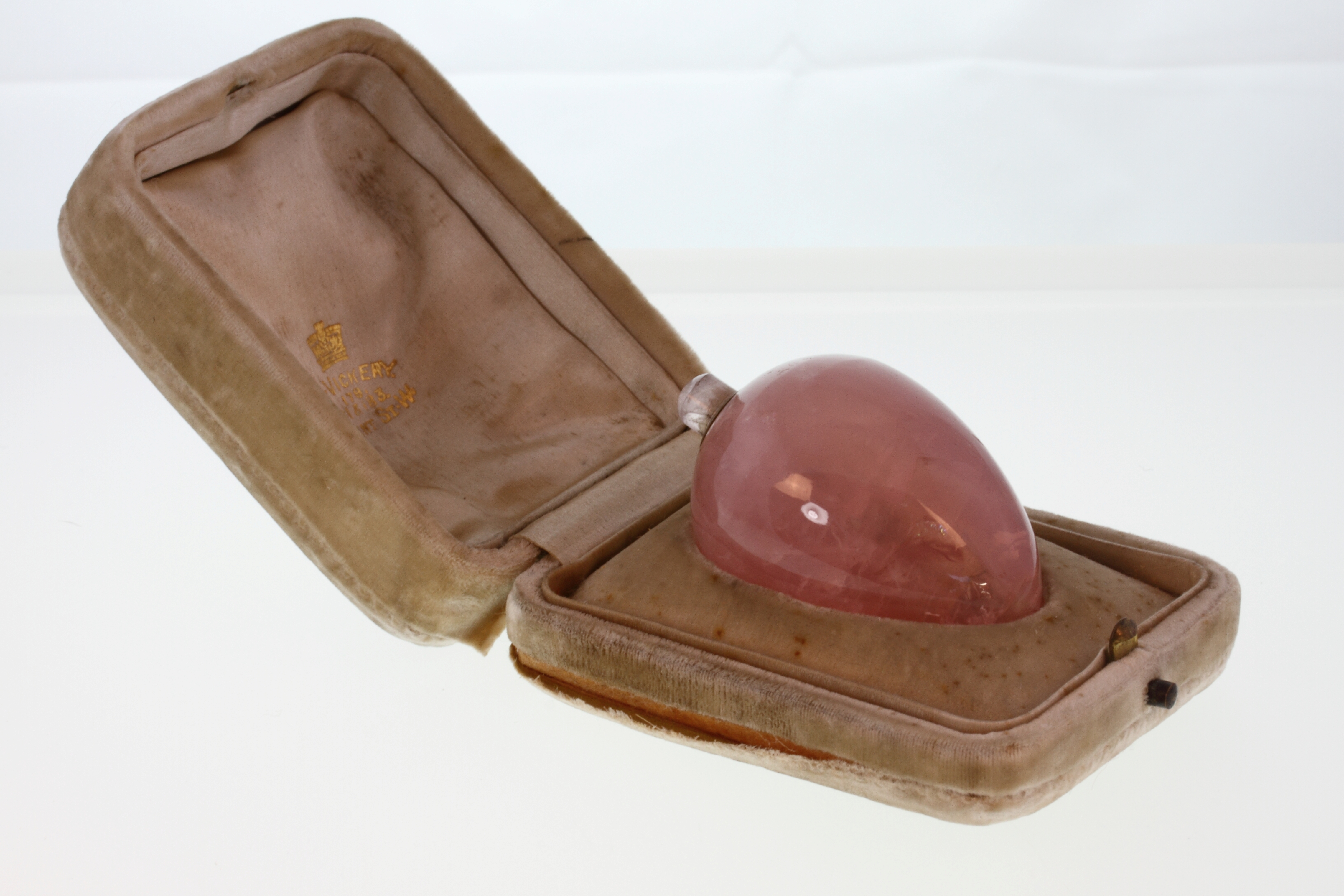 A Pink Quartz Bell Pull. Late 19th /earl