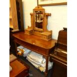 Willis and Gambier dressing table,