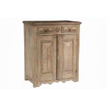 CANADIAN DIAMOND POINT CUPBOARD - 18th c. Country Cupboard in pine with remnants of pale grey paint,