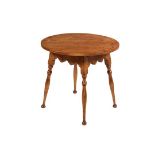 COLONIAL TEA TABLE - Mid 18th c. American Queen Anne Table, in figured maple, having a circular