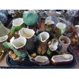 TRAY OF EASTGATE AND HORNSLEY FAWNA VASES