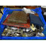 BOX OF ASSORTED AND BOXED CUTLERY