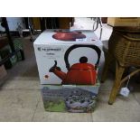 BOXED LE CREUSET KETTLE TOGETHER WITH RINGTONS GIANT TEACUP AND SAUCER