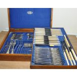 E.p. cutlery service of Old English patt