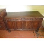 Early 18th century oak coffer, the mould