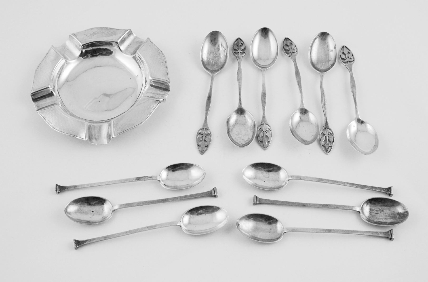 Silver engine turned ashtray & two sets of six silver coffee spoons, 5½ oz. (13).