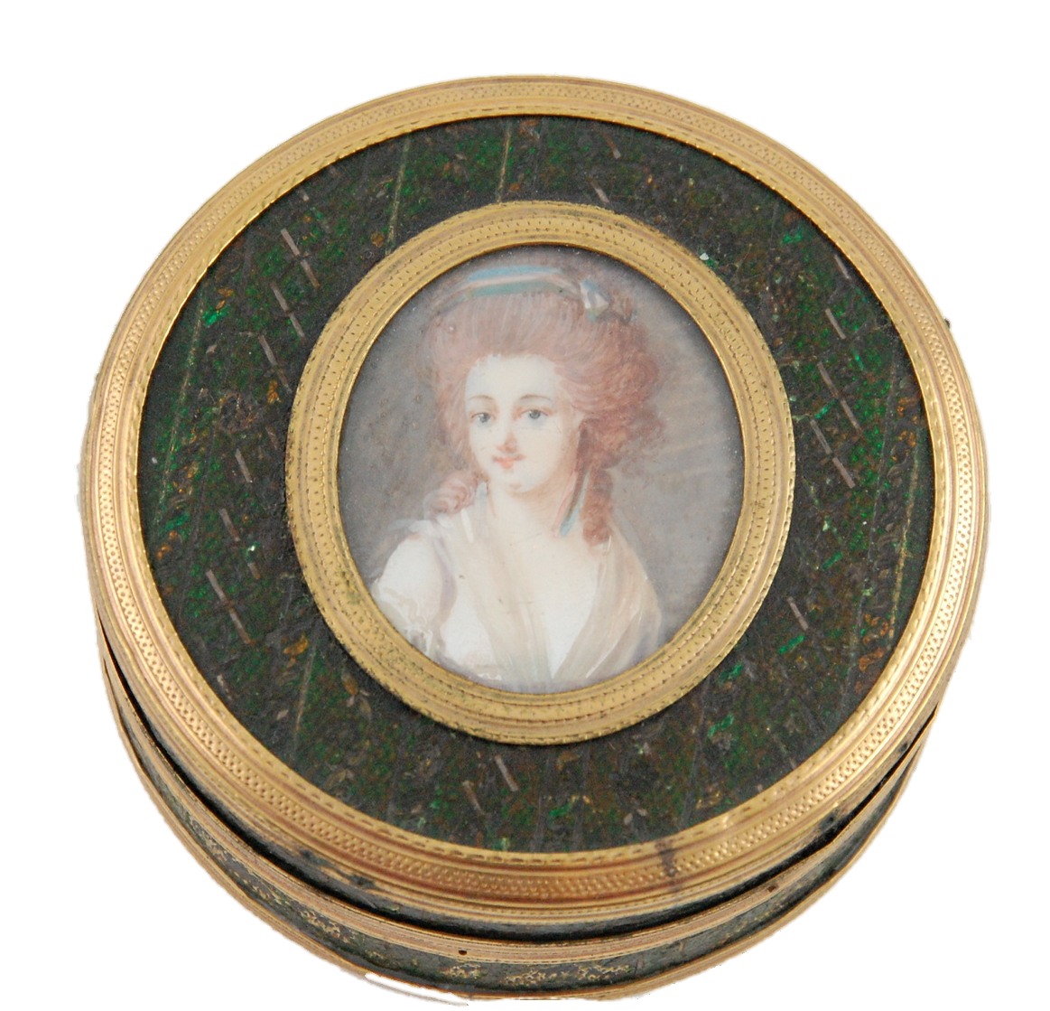 French late 18th century circular box in green & gilt flecked lacquer & tortoiseshell,