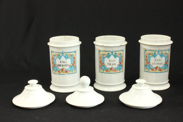 3 Continental Porcelain Apothecary Jars Largest approx. 11" H. From an estate on the Upper  West - Image 5 of 5