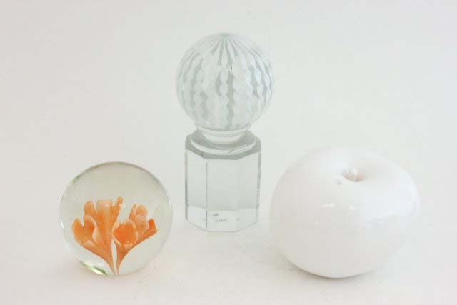 Lot of Art Glass Paperweights 18 pieces total. Various sizes and shapes. - Image 2 of 7