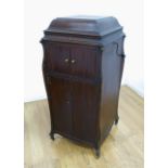 Mahogany Case Victrola Victrola. Working condition Working condition