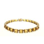 14k gold & amber colored stone bracelet Approx. 4.6 dwt. (4071)