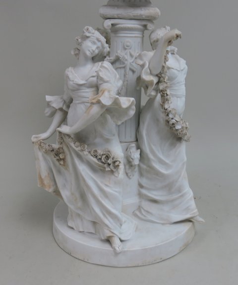 Médaille d'argent 1889, Parian figural clock - Image 3 of 7