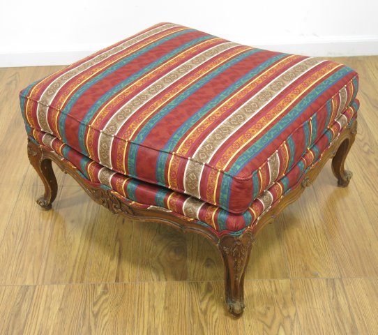 Louis XV style Upholstered Bench