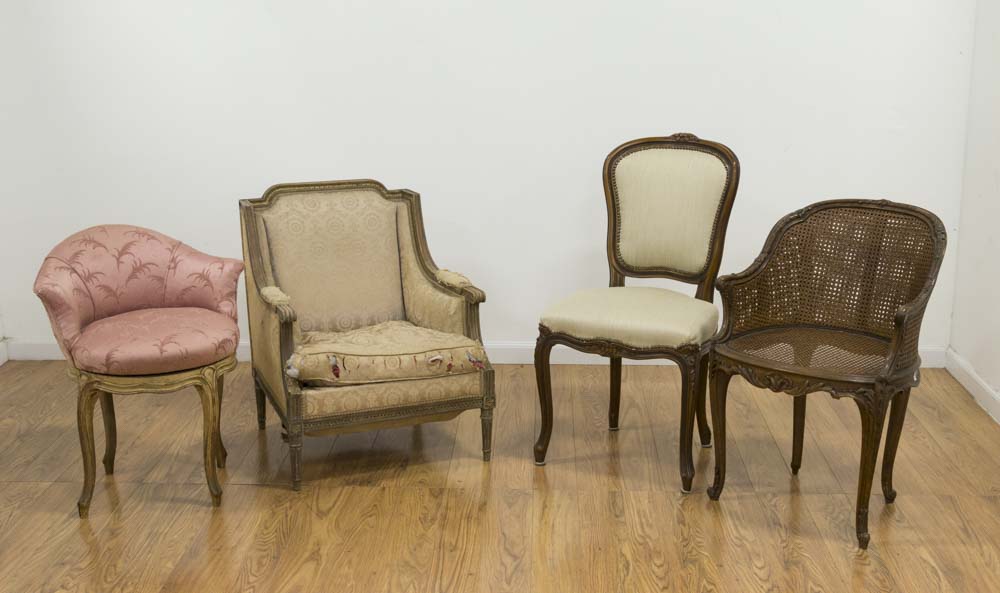 Group of 4 French Chairs Group of 4 French Chairs