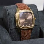 David Yurman Men's Watch "Thoroughbred" 18K with diamond bezel in original case. With  certificate