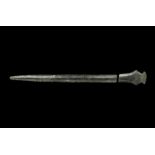 Bronze Age British Group IV Dirk 1400-1100 BC. A narrow parallel-sided blade with rounded midrib,