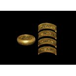 Post Medieval Gold 'VTRAQVE FORTVNA CONTENTVS' Vosper Family Posy Ring