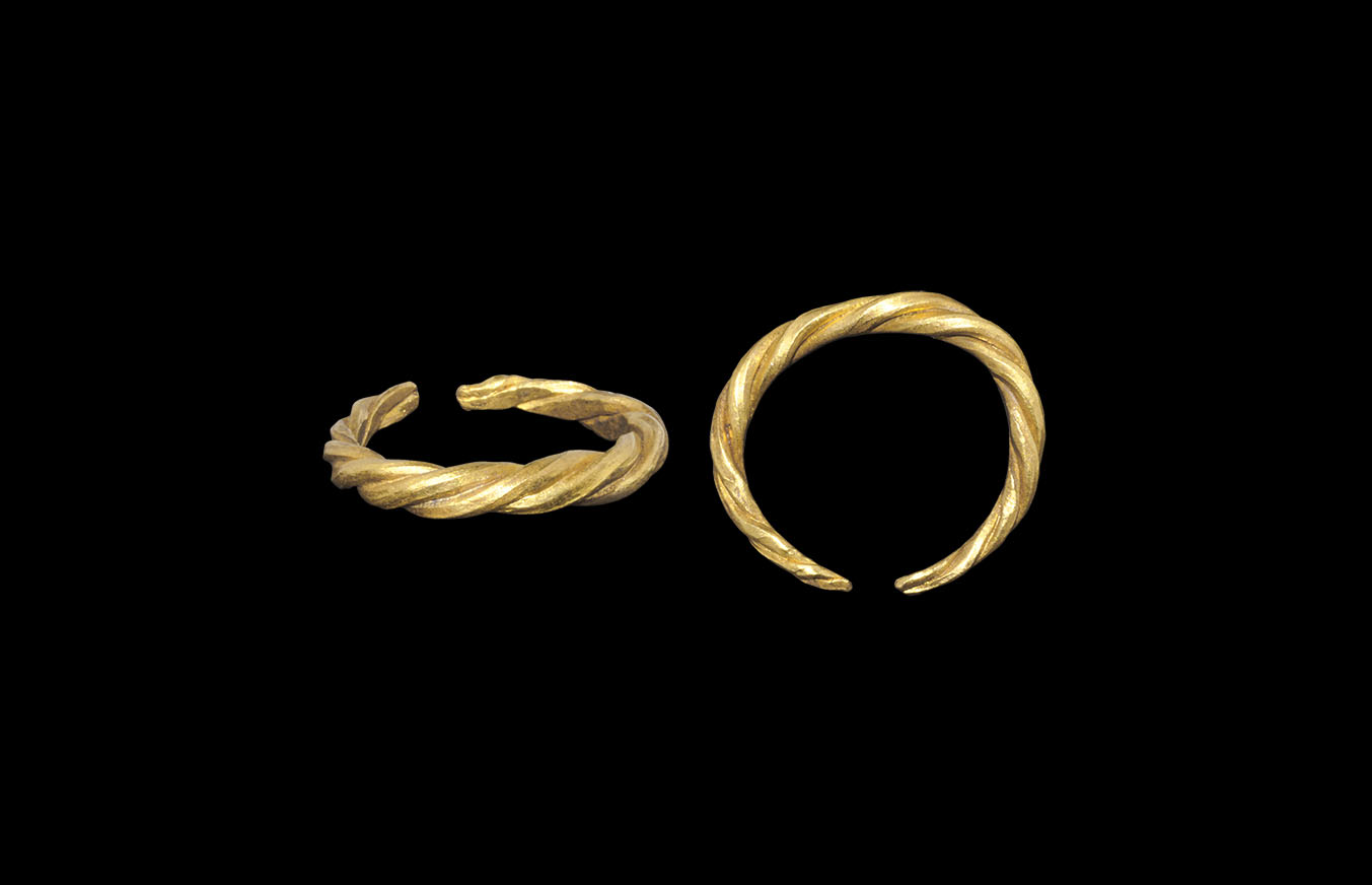 Viking Gold Twisted Ring