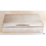 Silver table cigarette box with engine turned lid 13.5cm long