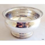 Silver pedestal bowl with rope pattern boarder and foot 12cm in diameter