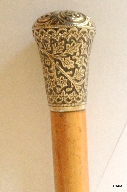 A large antique Indian/ Burmese silver topped Malacca walking cane - Image 3 of 3