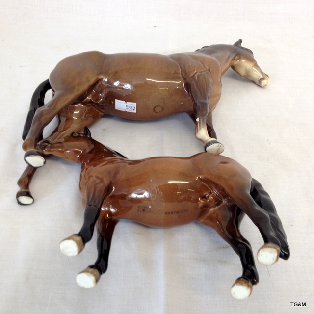 2 Beswick horses large 20cm and small 16cm high 1 A/F - Image 4 of 4