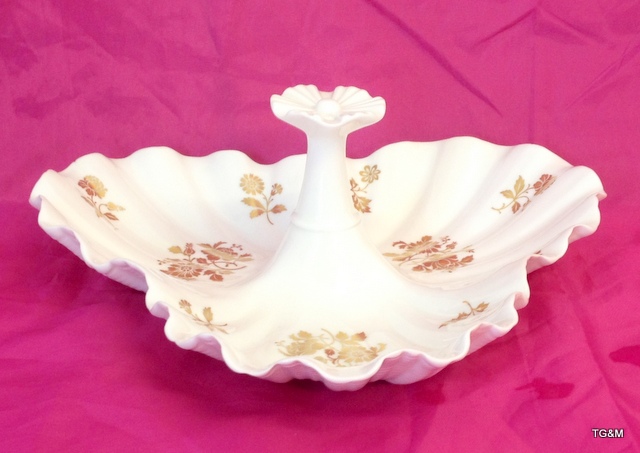 A Spode hors d' oeuvres gilded dish