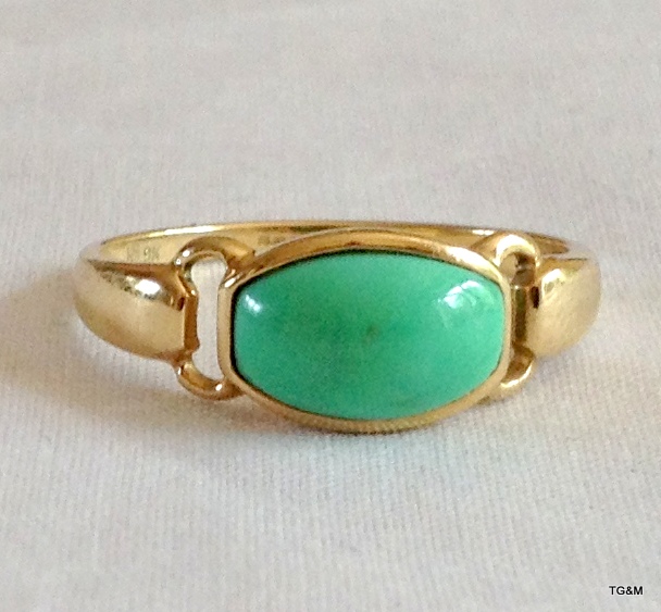 A ladies 9ct gold Jade set ring size R