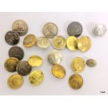 21 assorted C19th livery buttons.