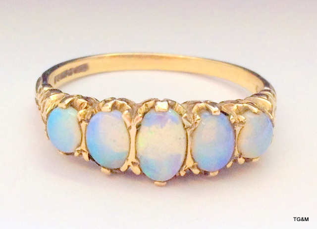 9ct gold 5 stone opal ring size T