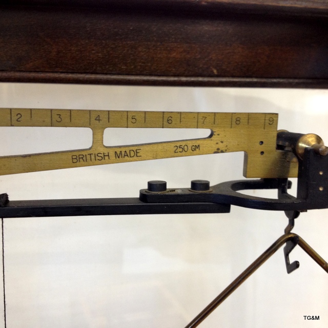 A mahogany cased set Griffin & Tatlock Ltd microid balance scales with two sets of weights - Image 4 of 6