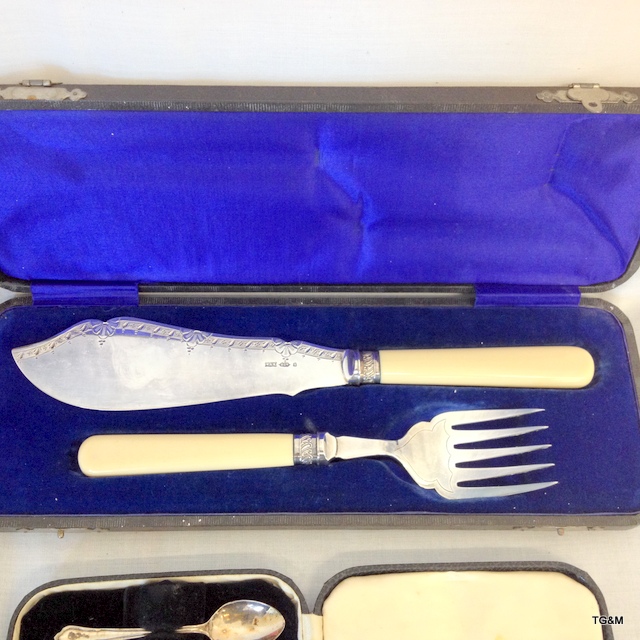 2 sets of boxed fish servers and boxed spoons - Image 3 of 3