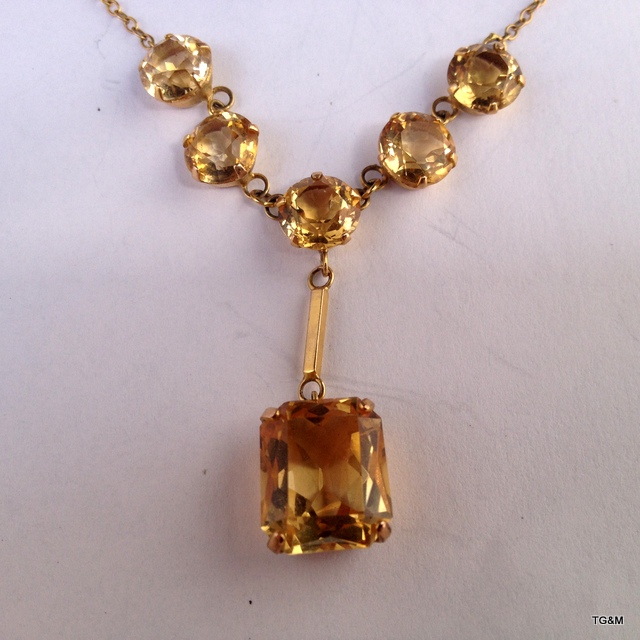 A 9ct gold necklace - Image 2 of 3