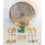 A mixture of silver and plate golf memorabilia