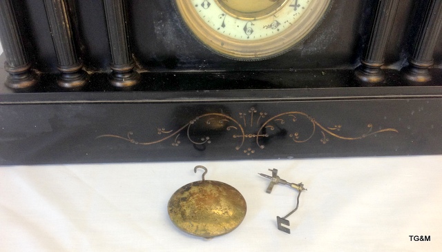 A French Victorian slate mantle clock - Image 4 of 5